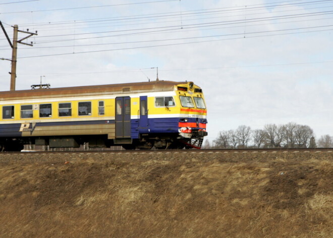 Пассажиры поездов Pasažieru vilciens этим летом мучались без кондиционеров - ждать комфортных вагонов еще два года