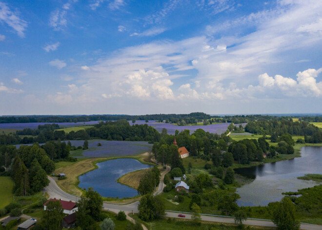 В ближайшие сутки погода существенно не изменится, станет лишь немного прохладнее