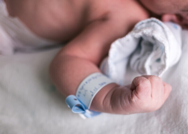 В литовском детском лагере неожиданно начались роды у 13-летней девочки