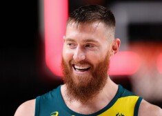 Austrālijas basketbola zvaigznei olimpiskās spēles beidzas pēc neveiksmes vannas istabā