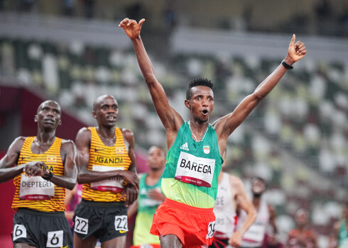 Pirmo olimpisko zeltu vieglatlētikas sacensībās Tokijā izcīna etiopietis Barega