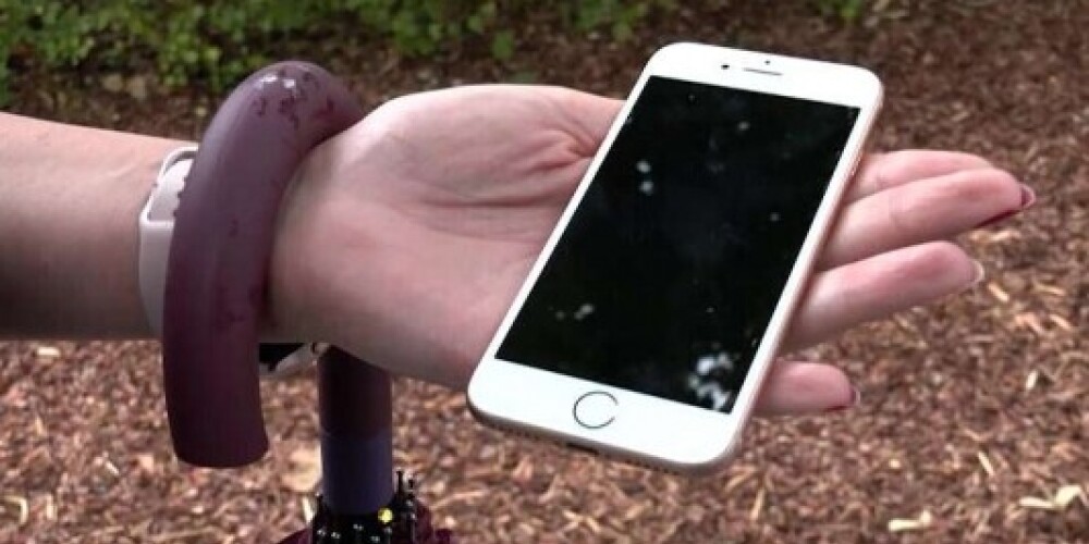 Оригинальный iPhone с неоригинальным дисплеем: закулисье ремонта по гарантии в Латвии