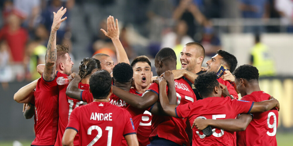 "Lille" pārspēj PSG un iegūst Francijas superkausu futbolā