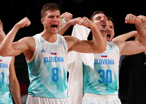 Olimpisko spēļu debitanti Slovēnijas basketbolisti pārliecinoši iekļūst pusfinālā