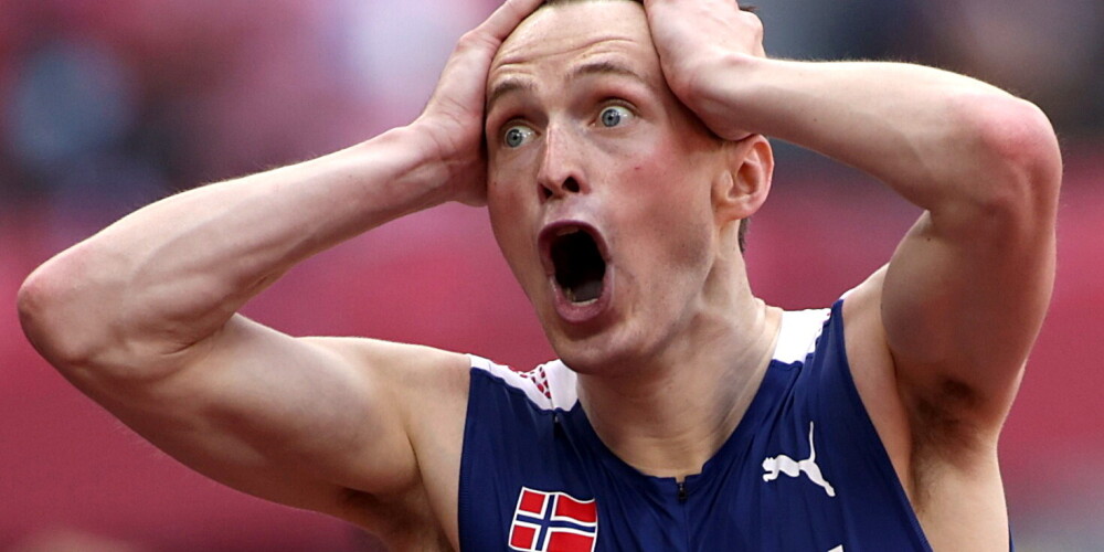 Varholms labo pasaules rekordu 400 metru barjersprintā un kļūst par olimpisko čempionu