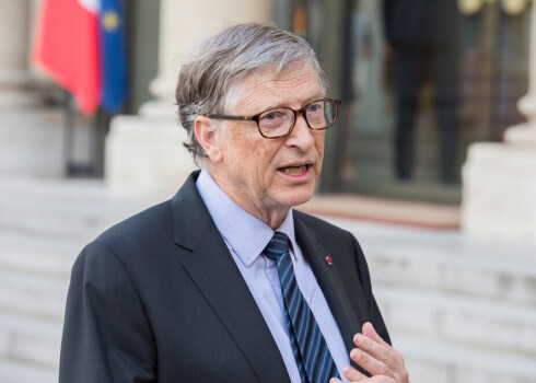 Билл Гейтс сожалеет о романе с сотрудницей Microsoft