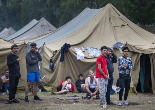 Lietuva: Baltkrievijas režīms mēģina izmantot nelegālos migrantus kā ķīlniekus