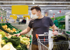 Увеличение цен: смогут ли латвийцы платить за продукты питания?
