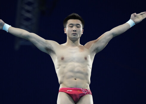 Ar ķīnieša Cao uzvaru noslēdzas olimpisko spēļu daiļlēkšanas sacensības