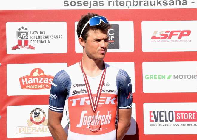 Emīls Liepiņš turpinās braukt "Trek - Segafredo" komandā