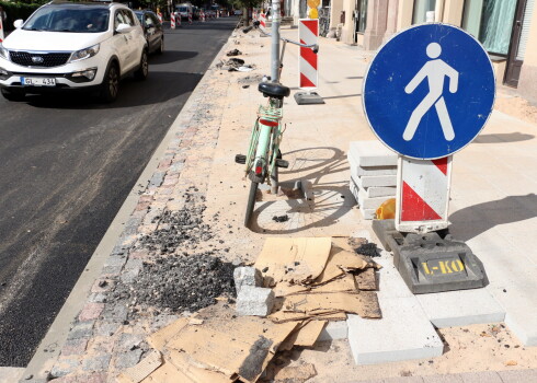 В этом году на ремонт тротуаров в Риге планируется израсходовать свыше 0,57 млн евро