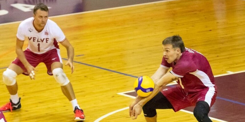 Latvijas volejbola izlase pārbaudes spēlē zaudē Čehijai
