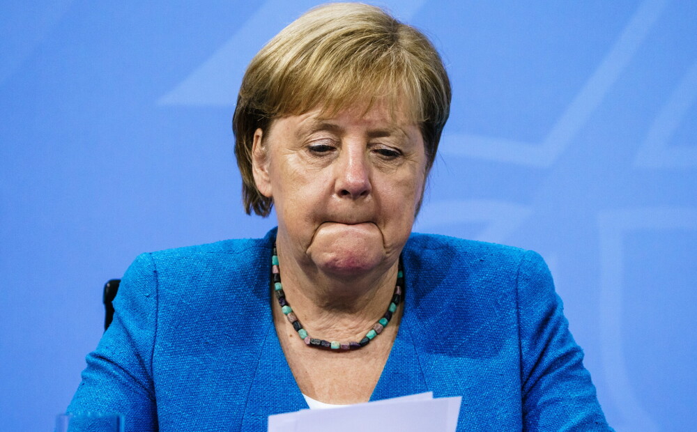 Zināma pensija, kādu saņems Angela Merkele pēc kancleres darba pamešanas