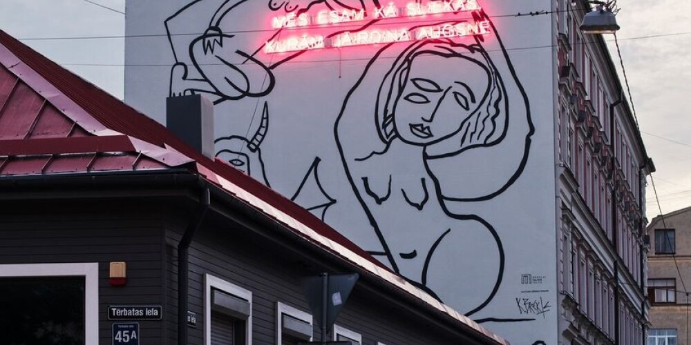 "Mākslai vajag telpu" par Brektes "erotiskā rakstura" zīmējumu: tas nevar traumēt bērnus