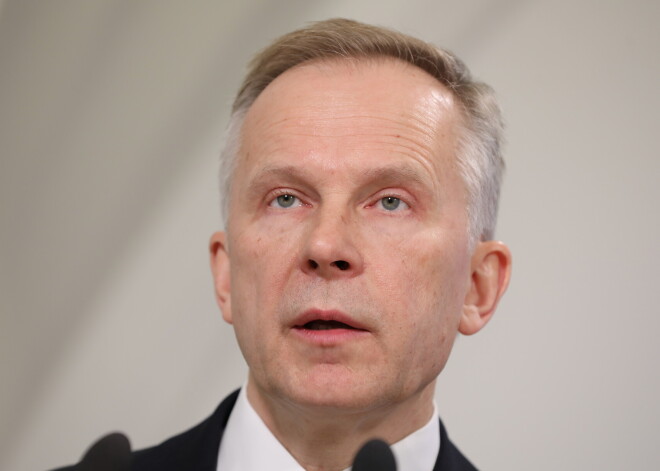 Piektdien likumsargi veikuši kratīšanu bijušā Latvijas Bankas prezidenta Rimšēviča dzīvesvietā