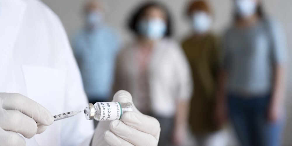 В Латвии вновь снизился темп вакцинации от Covid-19