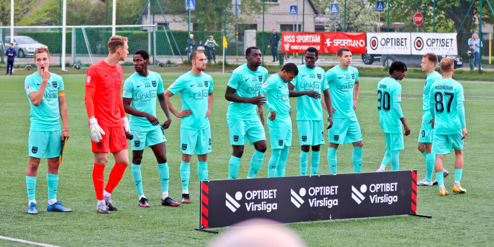 Valmiera FC ir Latvijas futbola klubs, kas piedalās Virslīgā. Valmieras klubs ar nosaukumu "FK Gauja" spēlēja Virslīgā no 1992. līdz 1993. un no 1997. līdz 2003. gadam, bet finansiālu apstākļu dēļ bija spiests to pamest. 2017. gadā "Valmiera Glass VIA" uzvarēja 1. līgā un kopš 2018. gada atkal spēlē Virslīgā.