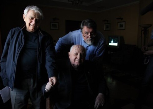 Latviešu filma "Gorbačovs. Paradīze" iekļūst Eiropas Kino akadēmijas gada izlasē