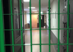 Bažas par drošību Valmieras cietumā - tur trūkst apsargu