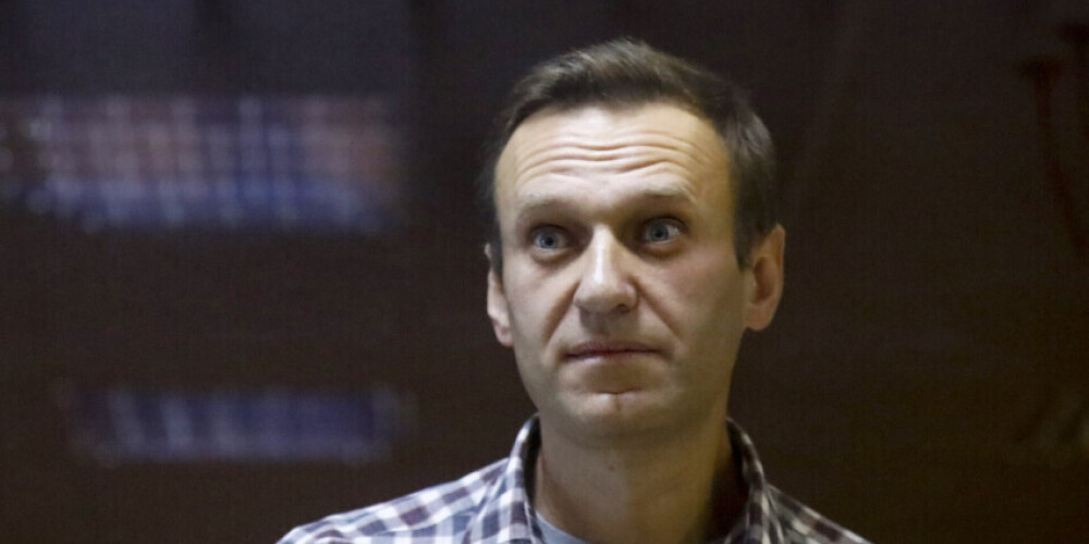 Алексей Навальный утверждает, что в тюрьме его заставляют смотреть госпропаганду по восемь часов в день