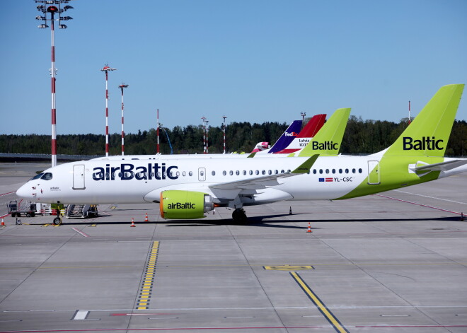 "airBaltic" zaudējumi pirmajā pusgadā sarukuši līdz 61,515 miljoniem eiro