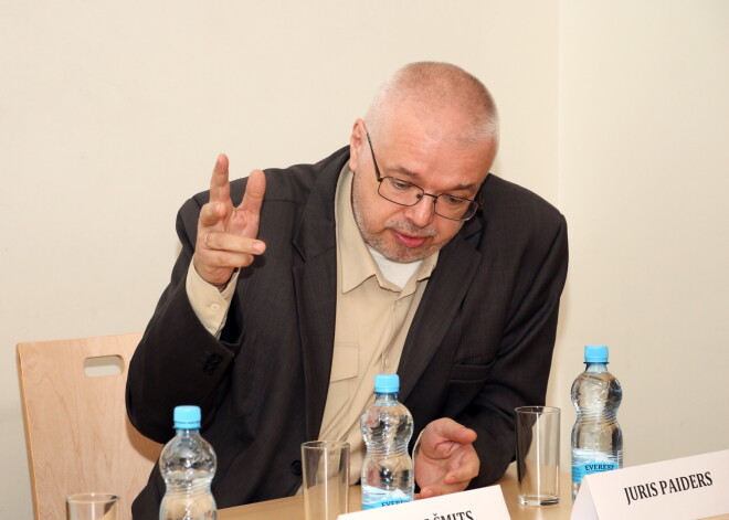 "Люди! Латвия превращена в сумасшедший дом": известный латышский публицист о наболевшем