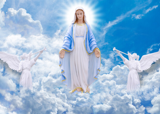 Приметы на 28 августа — Успение Пресвятой Богородицы: запреты, молитва и что нужно делать