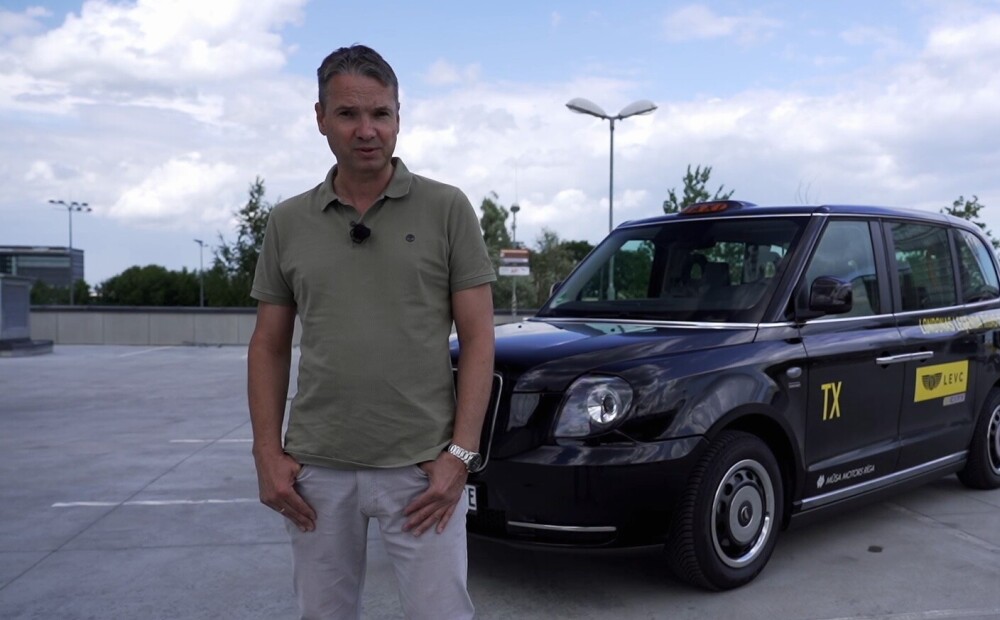 Car news: London Black Cab or English taxi on the streets of Riga