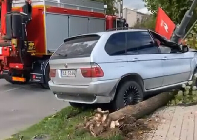 Страшная авария под Резекне: погибли два человека