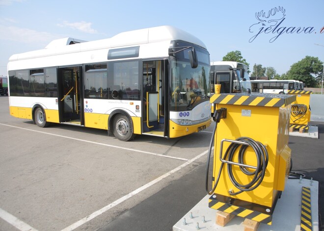 Oktobrī Jelgavā varētu sākt kursēt 2,3 miljonus eiro vērtie elektroautobusi