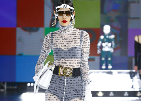 Кэтсьют - самая модная модель комбинезона в сезоне осень-зима 2021-2022