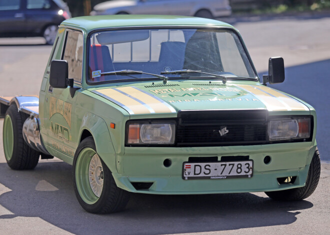 Vīru rotaļlietas: kā vecu žiguli pārtaisīt par šedevru