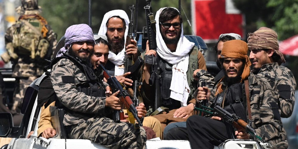 Наркотики и загадочные спонсоры: откуда деньги у "Талибана"?