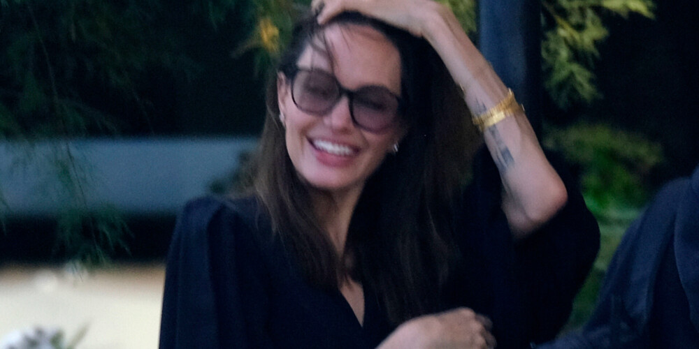 Анджелина Джоли опубликовала первый личный пост в Instagram
