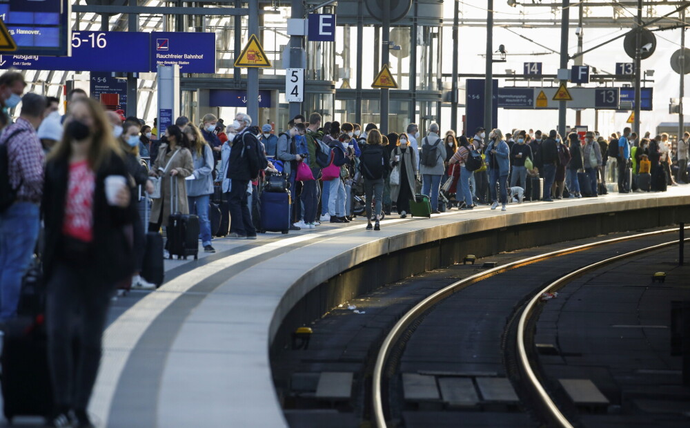 Vācijā ceturto dienu turpinās vilcienu mašīnistu streiks