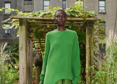 Zaļā 500 nokrāsas modē, vēsturē un mūsdienās: kāpēc zaļā krāsa kļuvusi tik populāra