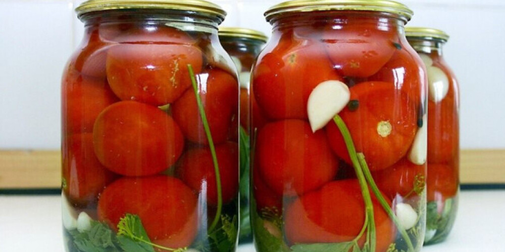 Лучший рецепт вкусных маринованных помидоров