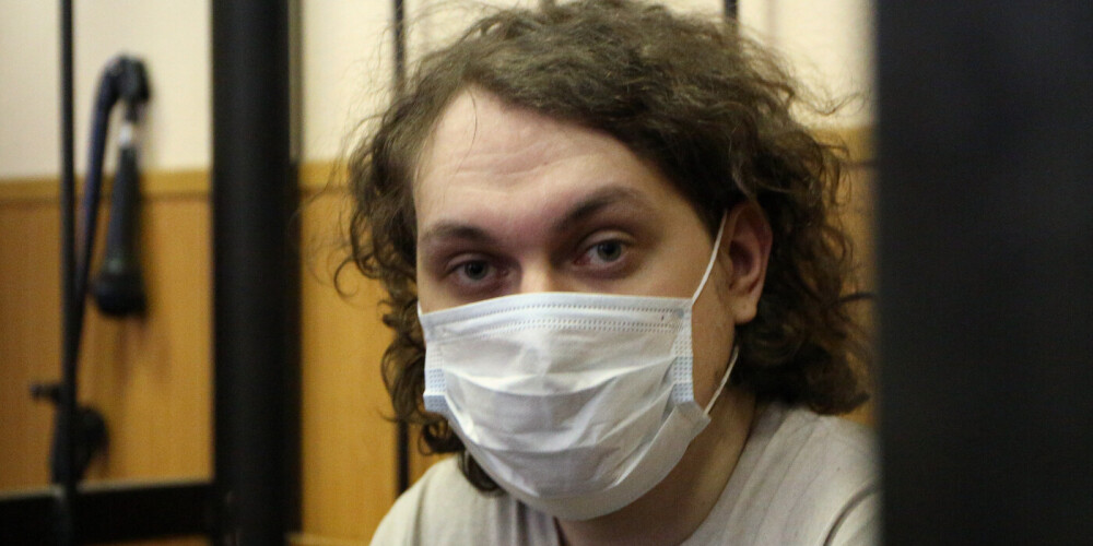 Блогеру Юрию Хованскому продлили арест на месяц