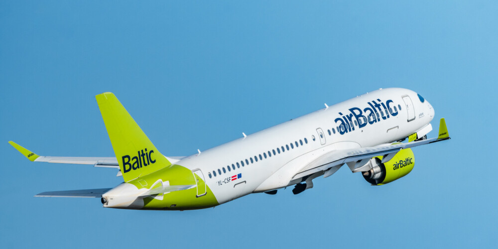 "airBaltic" augustā dubultojis pārvadāto pasažieru skaitu