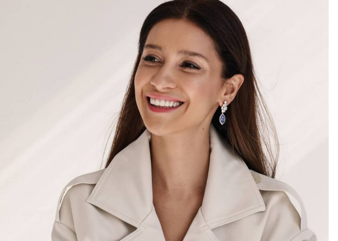 "Драгоценности сами по себе прекрасны": муж Равшаны Курковой отблагодарил жену за рождение сына