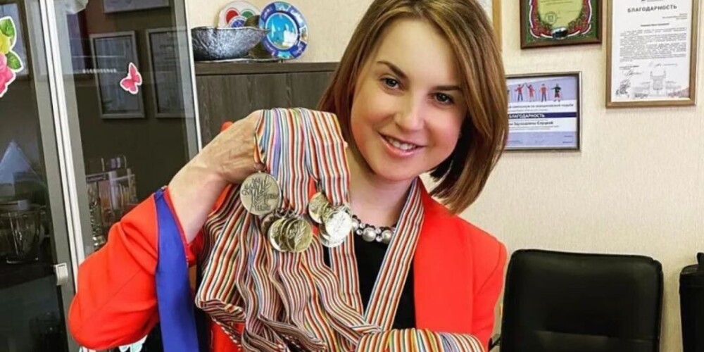 Ири́на Эдуа́рдовна Слу́цкая (род. 9 февраля 1979, Москва, РСФСР, СССР) — российская фигуристка, серебряный призёр Олимпийских игр 2002 года, бронзовый призёр Олимпийских игр 2006 года, двукратная чемпионка мира (2002, 2005), первая в истории одиночница — семикратная чемпионка Европы (1996, 1997, 2000, 2001, 2003, 2005, 2006), четырёхкратная победительница финалов серии Гран-при (1999—2000, 2000—2001, 2001—2002, 2004—2005). Заслуженный мастер спорта России. В настоящий момент депутат Московской областной думы от партии «Единая Россия», Член Совета при Председателе Совета Федерации по взаимодействию с институтами гражданского общества, Председатель президиума Добровольного физкультурного союза, телеведущая.