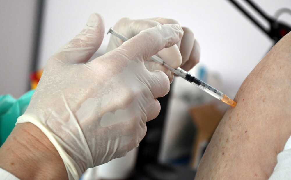 Konstatē vairākus riskus: Veselības inspekcija veikusi pārbaudi saistībā ar vecumam neatbilstošu Covid-19 vakcināciju