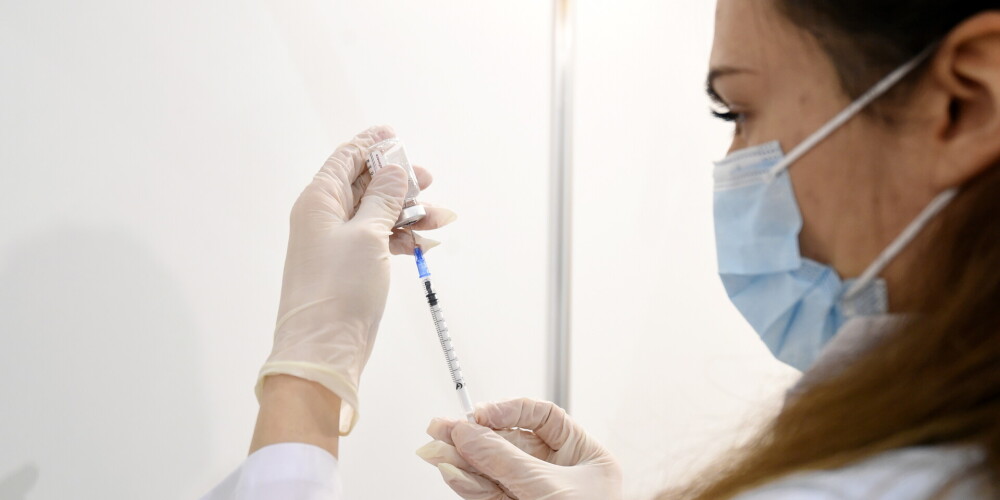 Темп вакцинации от Covid-19 на прошлой неделе - самый низкий за полгода