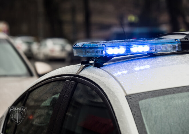 Pēc traukšanās ar 122 km/h piedāvā 30 eiro kukuli