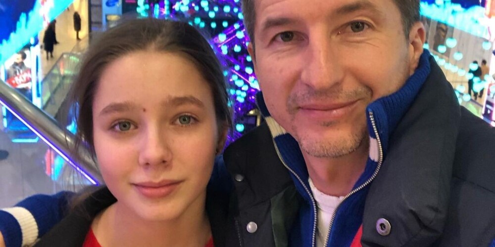 Красные губы, уложенные волосы: 14-летнюю дочь Юлии Началовой сняли в свадебном платье