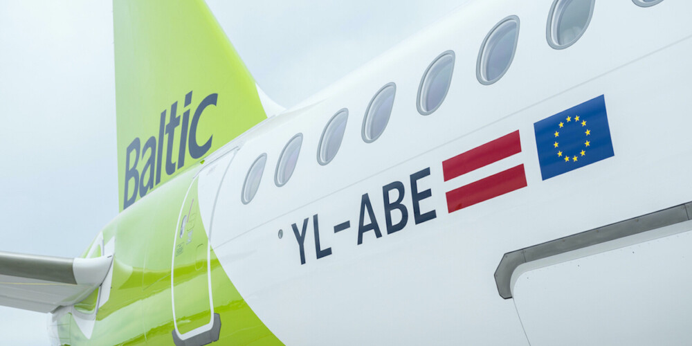 Foto: "airBaltic" saņem  vēl vienu "Airbus A220-300" lidmašīnu