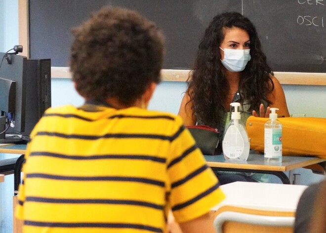 Daļa skolotāju darba apjoma un psiholoģiskās spriedzes dēļ aiziet no darba