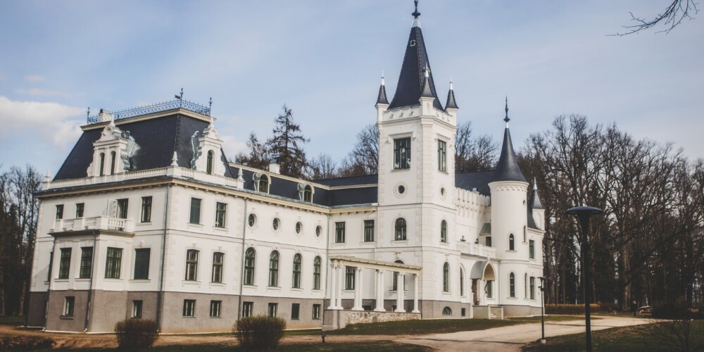 Stāmerienas pili atzīst par visskaistāk atjaunoto kultūras mantojumu Latvijā