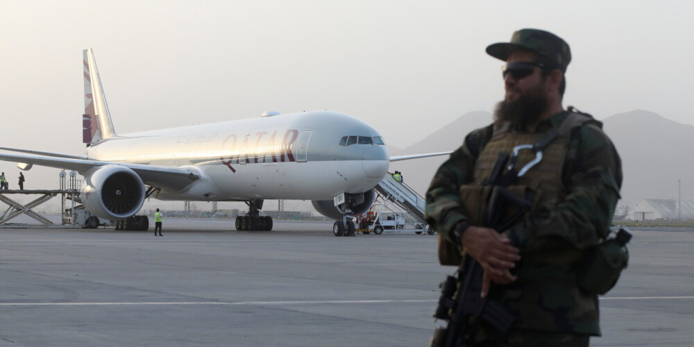 Ar Kataras lidmašīnu no Kabulas evakuēti 230 cilvēki