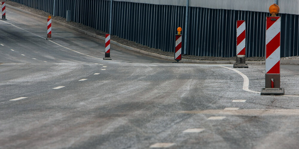 "Latvijas Valsts ceļi" brīdina, ka remonti turpinās 72 valsts autoceļu posmos